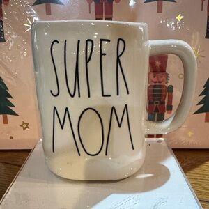 Rae Dunn Super Mom Cream Mug